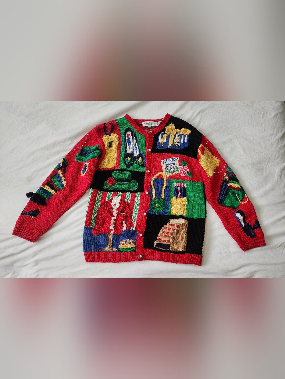 Vintage Eagles Eye Storybook Knit Cardigan Sweater